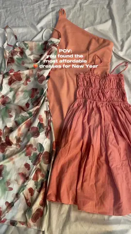 Dresses for the color of the year!🍑 #dress #dressrecommendation #dressfornewyear #peachdress #outfitideas2023 #coloroftheyear #coloroftheyear2024 #fyp #foryou #foryoupage #foryoupageofficial#foryoupage❤️❤️ 
