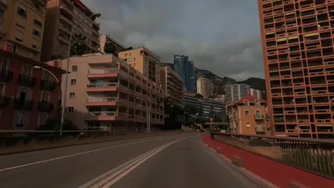 Ada pesan buat dia?....