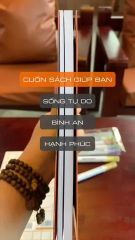 Một cuốn sách ngắn, nhưng đầy triết lí sống rất mạnh mẽ giúp bạn sống tự do, bình an, hạnh phúc trong cuộc sống và tìm hiểu sâu hơn về con người mình. #readingwithh #BookTok #booktokvietnam #LearnOnTikTok #sachhaynendoc #bonthoauoc 