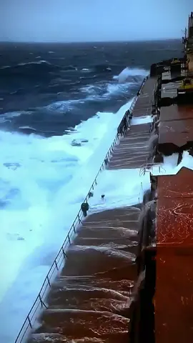 The Bermuda Triangle,Earth’s Most Terrifying,Creepy Waters😱🌊#northsea #ocean #explore #adventure #northpacific #bermudatriangle #mystical 