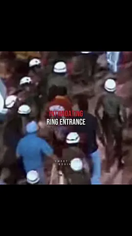 George Foreman ring entrance 🔥 #fyp #georgeforeman #miketyson #boxing #foryou #edit #ringentrance #legends 