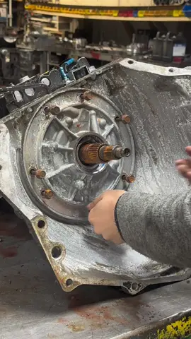 1989 Chevrolet 4 Speed 700r4 Transmission | No Third or 4th Gear | Burnt Friction Material in Pan! #fsptransmissions #mechanicasmr #God #asmr #chevyvan #chevrolettransmisison #chevrolet #chevroletcamaro #chevrolettrucks #chevrolets10z71 