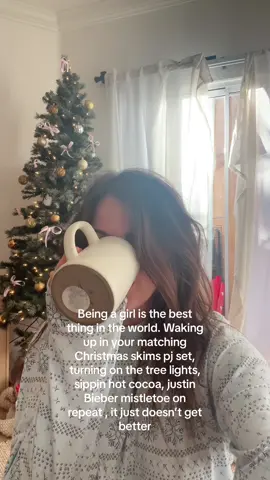 Best time of the year 🎁🎄 #skims #girlworld #fyp 