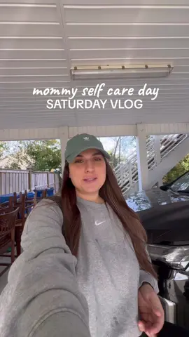 back home and ready for a nap 😆 #selfcareday #Lifestyle #nailday #massage #publix #momtok #momsover30 #momof5 #ulta #lifestyleblogger #ditl #ditlofamom #Vlog 