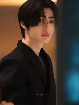 ceo sunghoon #sunghoon #enhypen #fyp #foryou #fypkpop #enhypenedit #xyzbca 