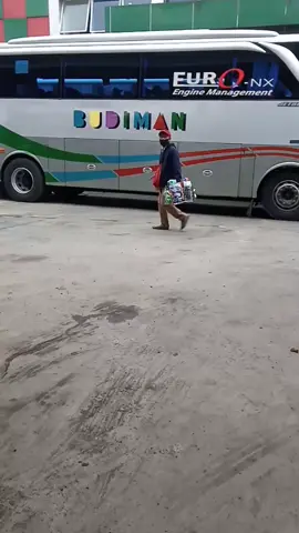hayu ah mulai rame liburan sekola🤲 #xybca #xyzbca #budiman #capcut #busindonesia #fypシ #foryoupage #fypシ゚viral #busbudimanlovers #busbudiman #busbudimantasik 