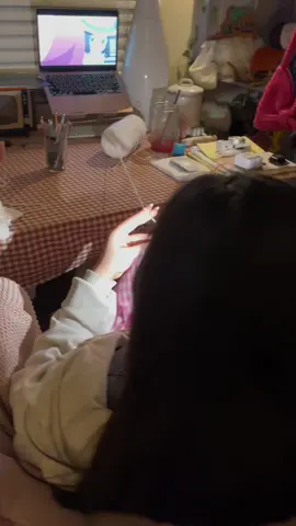 I gotta do what I gotta do 😅 diy gopro? #crochettips #crochettok #crochet #crochetgirl 