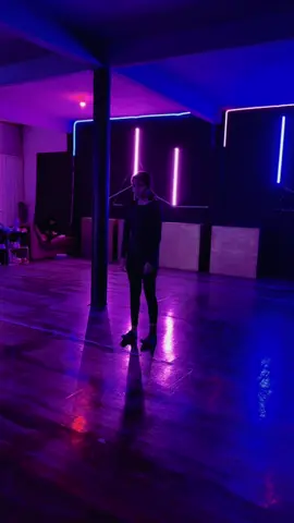 Dejando el alma en esta hermosa frase ✨ @november ultra #Dance #dancer #contemporary #SDA 