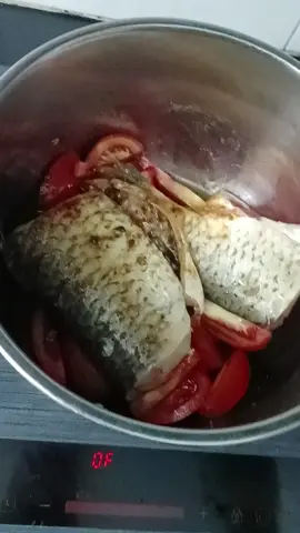 Bà ngoại cho khúc cá trắm sạch ngon, cuối tuần mình phải nấu luôn món cá hấp bia mới bõ cơn thèm   #cábàngoai