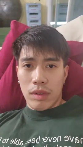 มันหล่อถึงขั้นจะไปบาดคอกันเลยทีเดียว