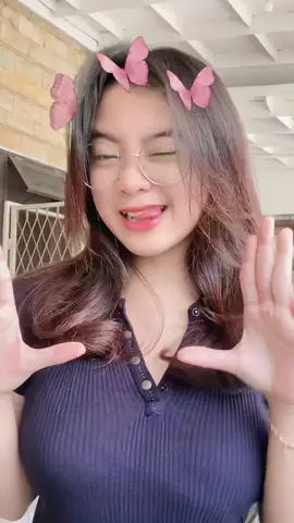 🦋