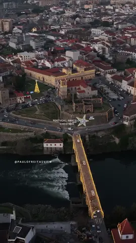 🌟 Christmas Lights & Teddy Bear Sights in Barcelos! 🎅🧸 Experience Portugal’s hidden Yuletide wonder with Noah and me. We're exploring cobblestone paths under a canopy of Christmas lights, capturing the spirit of the season in Barcelos. Feel the magic of Portuguese Christmas 🎄✨ #NoahInPortugal #BarcelosChristmas #TravelWithTeddy #ChristmasAroundTheWorld #PortugalLovers #ExploreBarcelos #FestiveTravel #TravelGram #ChristmasMagic #TeddyBearAdventure #portugal #barcelos #natal #christmas 