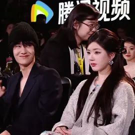 awkward yg menembus layar 😭😂 #zhaolusi #zhaolusi_赵露思 #wangyibo #chineseactor #chineseactress #fyp #xyzbca #foryou #fypシ 