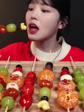 Crunchy Santa Tanghulu Mukbang! #foryou #fyp #foryoupage #boki #boki_asmr #bokiontiktok #mukbangboki #eatwithboki #mukbang #asmr 