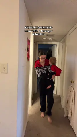 BREAKFAST & GRWM☕️ #momlife #momhacks #toddlermom #teenagermom #unfilteredmotherhood #morningroutine #morninginmylife #boymom #momof2 #grwmmomedition 