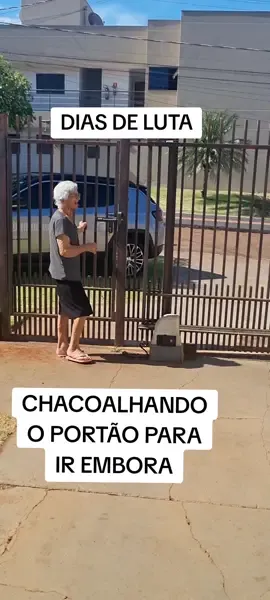 Paciência, vai passar. Ela teve mudança repentina de humor. #helenaspoladore #alzheimer #vovostiktokers #cuidadora #cuidadoradeidosos #idosas 