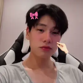 my cutie patootie 🎀🩷🧁🧸 #phuwin #phuwintang #pondphuwin #narawin 