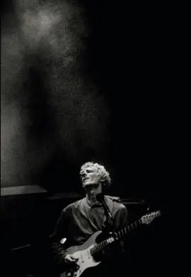 Luis Alberto Spinetta - Quedándote o yéndote #spinetta #rocknacional #parati #lyrics #luisalbertospinetta 