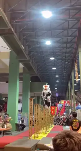 🇲🇾 2023 亞羅街杯全國高樁獅王錦標賽 16/12 🇲🇾 吉隆坡新洋體育會 / 马来西亚沙巴南邦龙狮体育会 B队 Team B Score 9.30 冠军🏆🥇Champion👏👏👏 mantapp Congratulations 胜利完成✅ @WilliamLee  #马来西亚 #malaysia #malaysiatiktok #liondance #mualan #tariansinga #barongsai #醒獅 #醒狮 #舞狮 #liondancer #liondanceperformance #liondancecompetition #liondancelife #高桩 #高桩舞狮 #高桩舞狮🦁 #高桩舞狮表演 #舞狮生活 #舞狮比赛 #舞狮表演 #舞狮运动 #liondancemalaysia #liondance2023 #múalan #múalan2023 #lansurong #lansurong2023 #liondancing #sabah #sabahan #sabahantiktokers #sabahantiktok #sabahnanbangliondance #nanbangliondance #nanbang #沙巴 #马来西亚沙巴南邦龙狮体育会 #南邦 #马来西亚吉隆坡新洋體育會 #沙巴亚庇 # #champion #liondancechampionship #mantap #johan #sabahliondance #liondancesabah2023 #liondancesabahan 