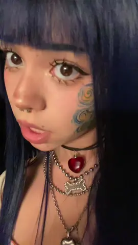 This is probably one of my favorite simple ish makeup looks i’ve done in a while…🌀💖 #fyp #foryourpage 