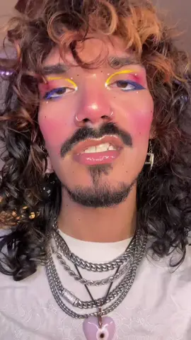 my hair routine got deleted on @bri's spam🥺 go show sum love! #fyp #transitions #prettytheycentral #trending #genderfluid #GlowUp #trend #doremi #prettytheycentraltransition #blackbear #donewithyou #loop #xyzcba #foryoupage #beauty 