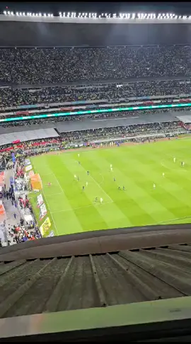 Asi se vio el gol de cabecita desde estadio azteca 🏆🦅🥹 #ClubAmérica #elmasgrande #ligamx #cdmx #mexicocity 