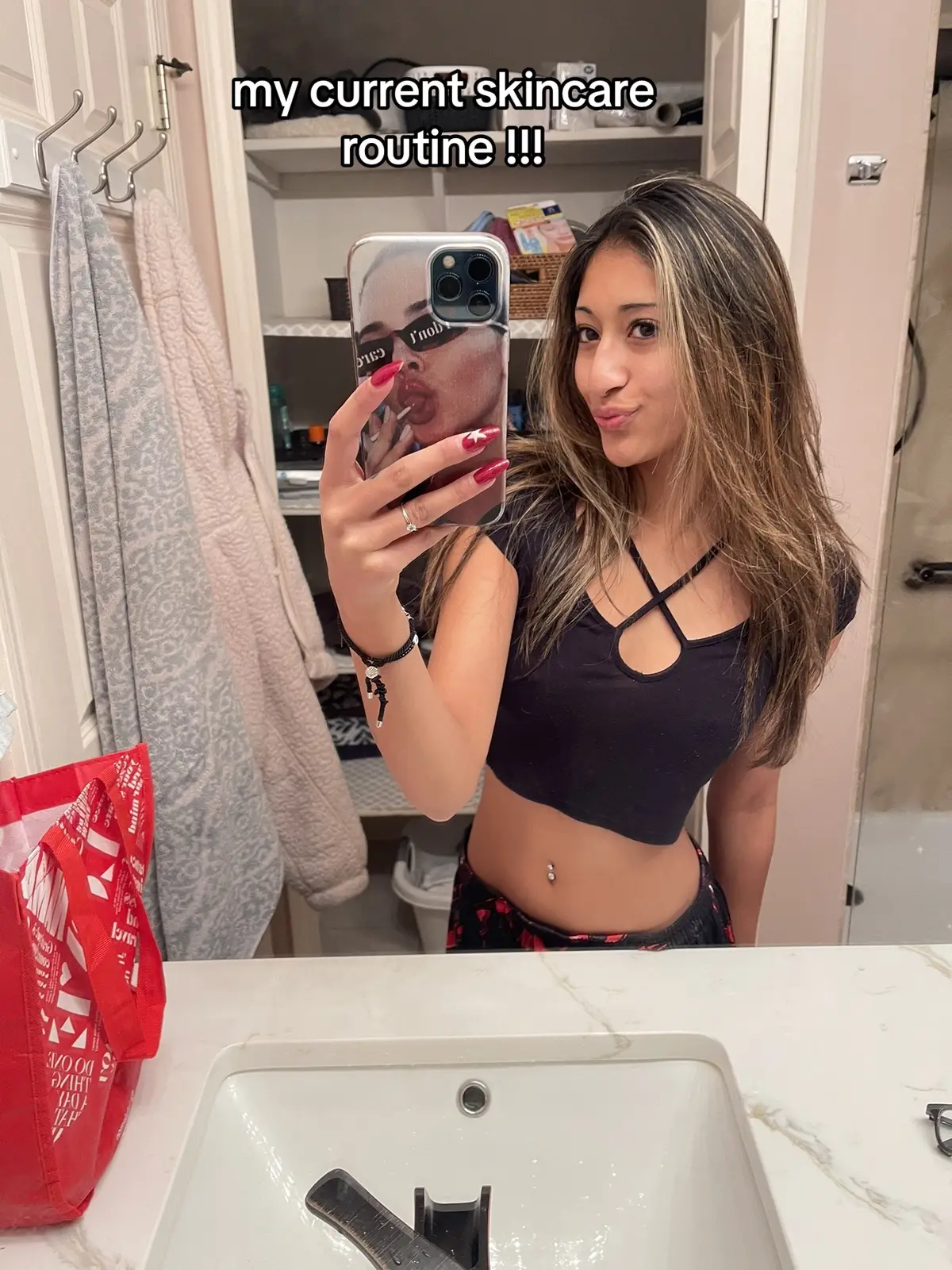 love @Good Molecules i need a face lotion to match wveeything else here hahah!! rryna get that korean glass skin #fyp #skin #skincare #koreanglassskin 