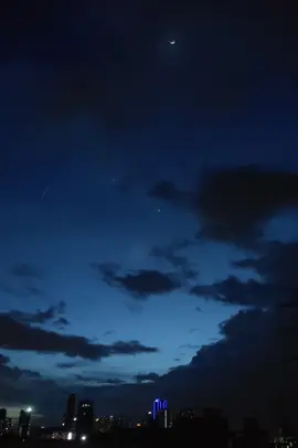 Vaa Senthaazhini 🤍🌜 #fyp #sri_ranjini #lyrics #vaasenthaazhini #sunset #moon 