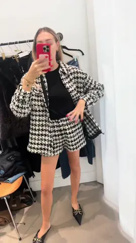 @ANINE BING OFFICIAL doesnt miss #tryonhaul #shopping #aninebingmuse #holidayoutfit 