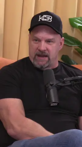 Cant seem to get away from @EricAllanKramer - new episode of the Sit & Chat out now 