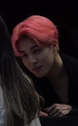JIMIN FROM BOY WITH LUV ERA IN FANSIGN LOOKING AT ARMYS LIKE THAT, OMG WHEN WILL IT BE ME? 🥺 | #jimin #parkjimin #지민 #ジミン #btsarmy #jiminbiased #jiminutted #pjms #jimin_face #jimin_likecrazy #jiminpinkhair #bts #btsjimin #jiminie #jiminbts #jiminshi #btsfansign #jiminedit #jiminfancam #kpopfansign #btspersonaalbum #btsboywithluv #jiminboywithluv video by: piecesofmind jm 
