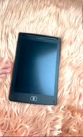 Nos llegarón pizarras mágicas LCD de 8,5 pulgadas🖋 Es una herramienta innovadora que estimula la creatividad, y combina la magia del papel con la comodidad de la tecnología. Para niños mayores de 2 años✨️ Puede ser una excelente opción para regalar en #navidad  #losvilos #pizarra #pizarramagicaled #pizarramagica #losviloschile #regalos #regalooriginal 🎄🎁