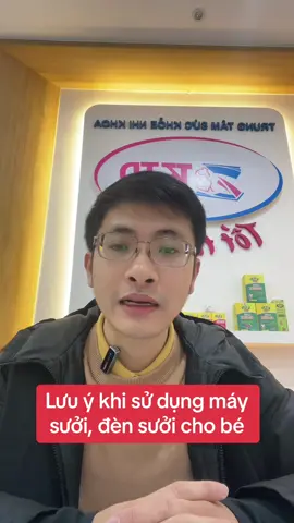Các lưu ý khi sử dụng đèn sưởi, máy sưởi cho bé vào mùa đông #giuamchobe #maysuoichobe #densuoichobe #xitmuirongdopozo #duocsiminhtriet #zkidpharma 