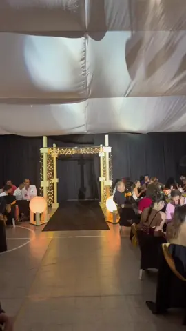 Podrán tener una entrada así? @Fernanda Tym ❤️ #fyp #entrada #egresada #2023 #mama #teamo 