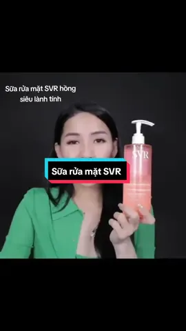 Review sửa rửa mặt SVR hồng chân ái dành cho da thiên khô, da đang treatment nặng, vô cùng lành tính và dịu nhẹ. #reviewlamdep #suaruamat #svr #vohalinhreview #th18 #xuhuong #fyp 