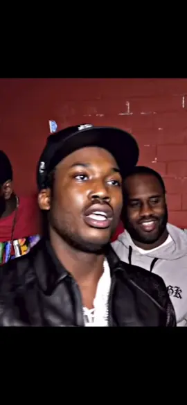 Thats a real mans job 🕊️ #meekmill #moneyadvice #moneymindest #hustlermindset #epicquotes #masteryourmindset 