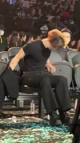 คนที่หล่อขนาดนี้ 🫠💕 #jacksonwang  #王嘉爾  #แจ็คสันหวัง  #preaw_wangkim 