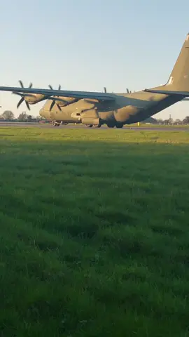 C-130 Hercules unmissable sound . #reels #raf #aviation #c130j #subscribe #military #aviationlovers #hercules #royalairforce 