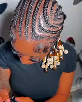 The perfect stitch braids for the year #stitchbraids #braids #fyppppppppppppppppppppppp #beadhair #cornrowsbraids #fypシ゚viral #gbhairs #goviral 
