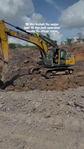 #opratormuda #opratormuda_punyacerita #fypシ゚viral #XCMG #tambangbatubarakalimantan 