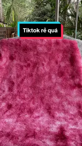 Nay Tik Tok chơi lớn sale thảm chải lông giá chi hơn 100k