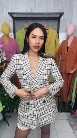 เบลเซอร์ลายสก็อตผ้านิ่มๆจากทางร้าน ทรงสวยแถมยับยาก รีดง่าย  #สูทtopcoat #topcoat #สูทผู้หญิง #สูทสก็อต 