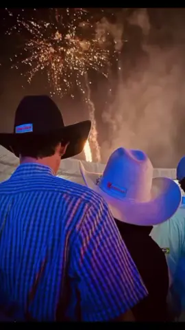 🫶🏻💕... #apaixonados #sofren #💕 #foryou #sertanejo #casalcountry #casal #amor #fypシ #moda 