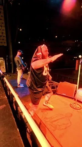 I’m grateful. Grateful for a perfect tour. Grateful for a safe return. Grateful for incredible fans. Grateful for our health. Grateful for the whole damn thing 🫶. Thank you to everyone who attended the I’ve Tried Everything But Therapy tour. We’ll be back in April/May! I love you !! 🎥: @wombatfire 