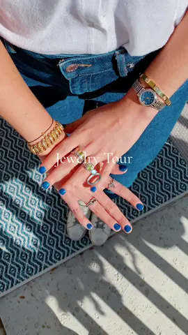 A Fun Jewelry Tour! I LOVE mixing my metals 💙💚 #jewelry #mixmetaljewellery #inspo 
