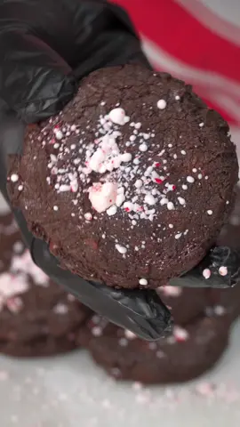 Chocolate Peppermint Cookies  • Ingredients -  1 Stick Butter (Unsalted) 1/4 tsp Baking powder 2/3 Cup Semisweet Chocolate chips 1 Egg (Room temperature) 1 Tsp Peppermint Extract 1/2 Tsp Vanilla Extract  1 1/4 Cup Flour  1/3 Cup Cocoa powder Pinch of Salt 1/2 tsp Baking soda 3/4 Cup Sugar Peppermint Candy (Crushed) *also you can add Peppermint candy in the dough too* • #fyp #cookies #cookie #peppermintcookie #cooking #christmas #thatsavagekitchen #cookiesandmilk #cookiesoftiktok 