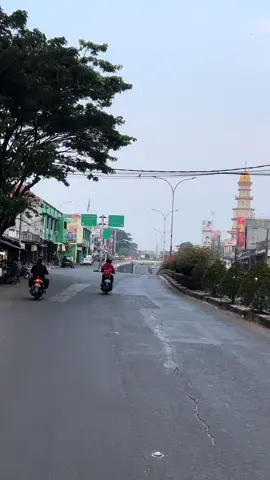 Selamat Pagi Ciledug 🛵🍃 Punya cerita apa diciledug ?? #tangerangkota #jalanan #suasanapagi #vibes #ciledug #ciledugpride #tangeranghits #fypシ #fypシ゚viral 