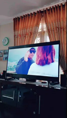 Nona seram Barat..... #pietersaparuane #laguambon #tiktokambon 