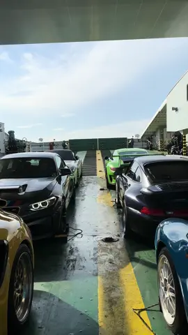 #cars #cartok #carsoftiktok #carspotting #carspotter #carsofmanila #carsofcebu #manilacars #cebucars #sportscar #philippinecars #porsche #lamborghini #bmw #ferrari #supercars 