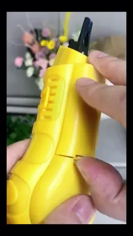 Electric reel ink bucket # can be automatically retracted # ceiling release with this electric coil ink bucket # convenient and quick # efficient energy utility # hardware tools # good things recommended # woodworking tools # fyp#foryou 